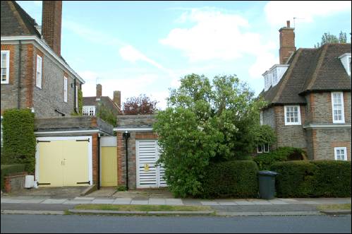 26-28 join Heathgate